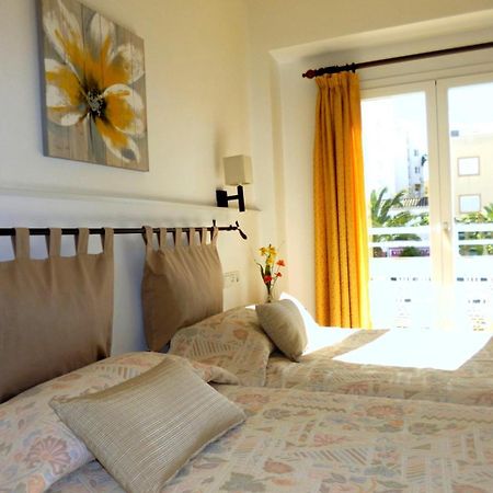 Hostal Yebisah Санта Еулалия дел Рио Екстериор снимка
