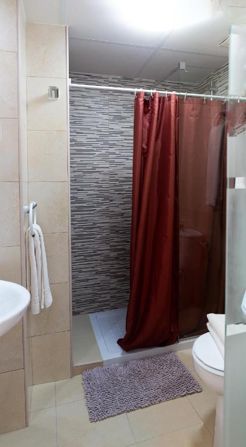 Hostal Yebisah Санта Еулалия дел Рио Екстериор снимка