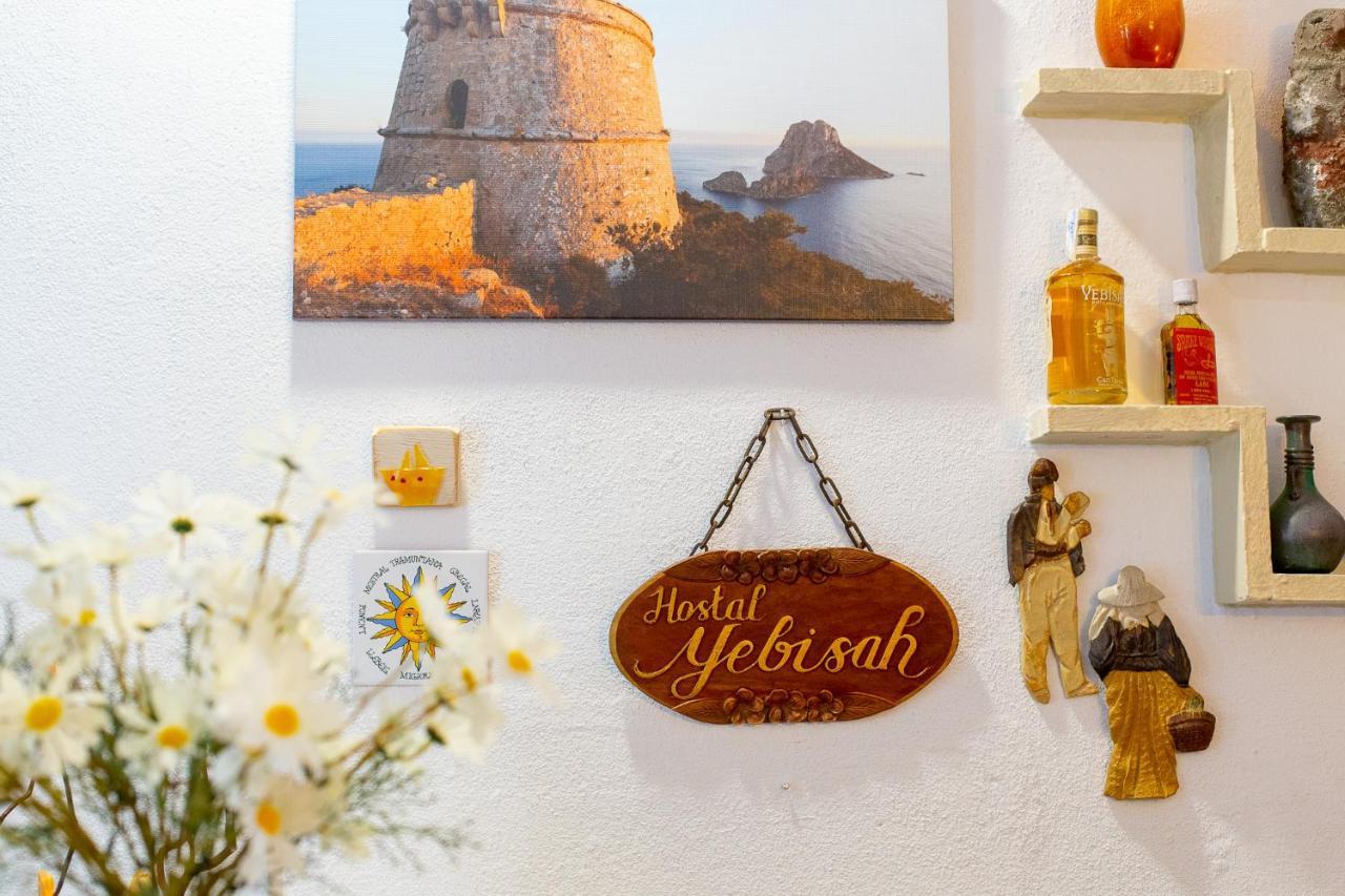 Hostal Yebisah Санта Еулалия дел Рио Екстериор снимка