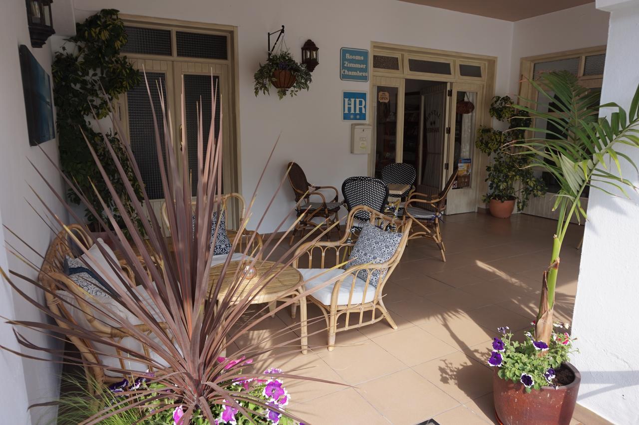 Hostal Yebisah Санта Еулалия дел Рио Екстериор снимка